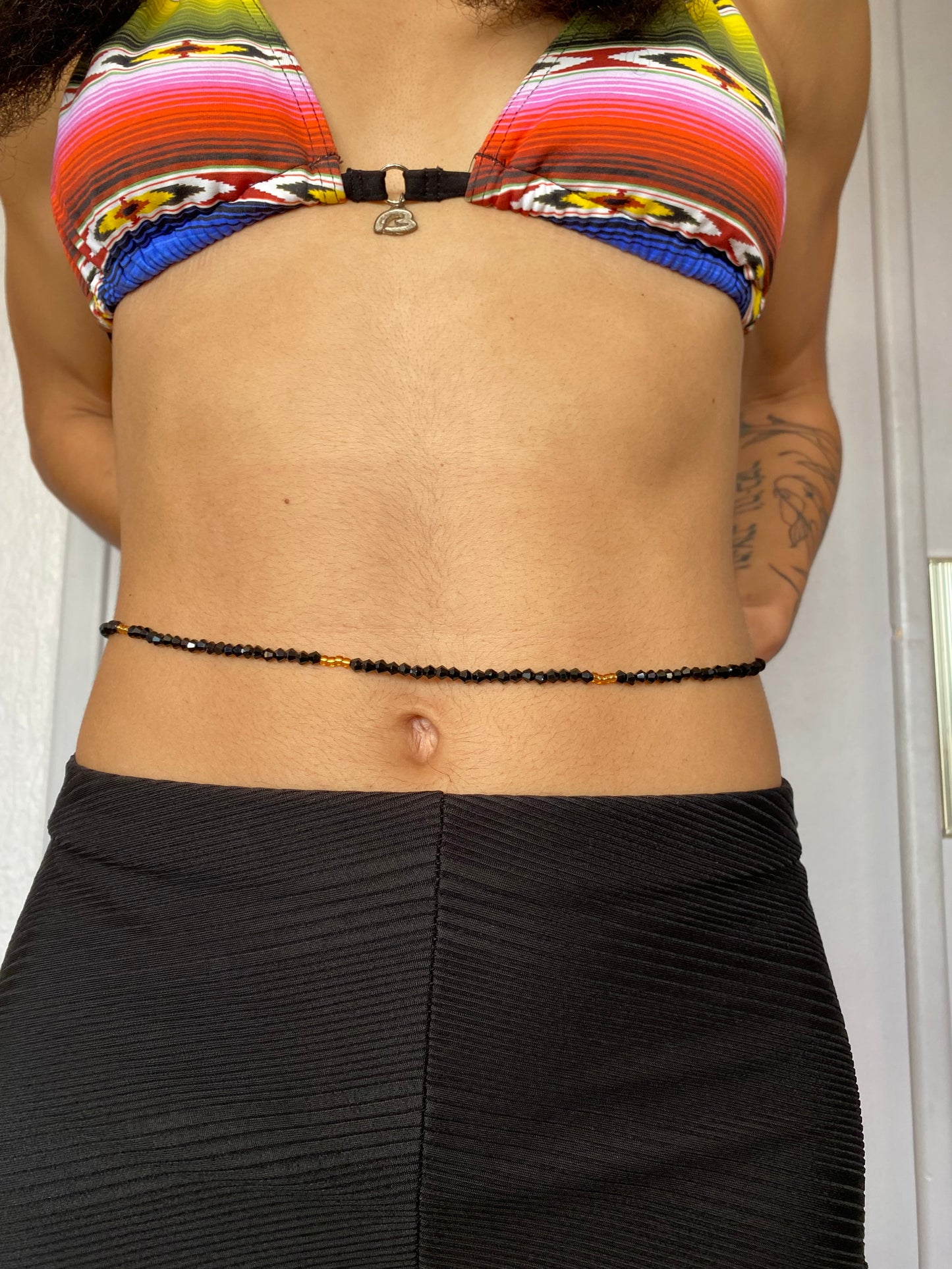 Bayas noir avec séparation dorée